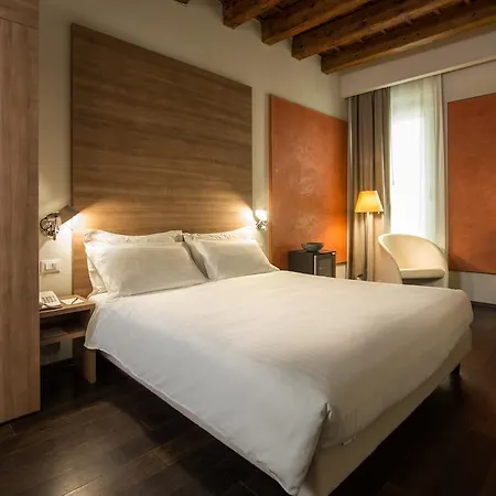 فندق Palladio 4*